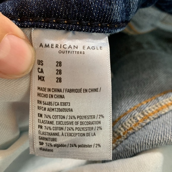 American Eagle Blue Distressed Straight Leg Stretch Denim Shorts  size 28 - Picture 10 of 12